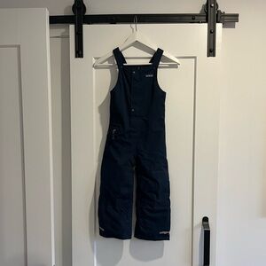 Patagonia Snowpants 5T in Navy